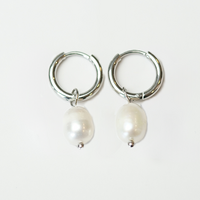 Surgical Steel Pearl Set